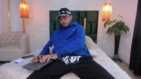 Brand  online show from 11.14.25