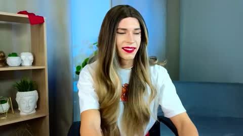 Snapshot of branda_kelly chatting on 11.15.25 Branda online show from 11.15.25