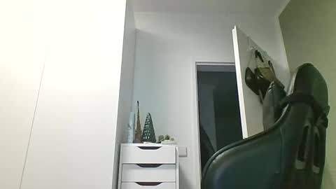 Snapshot of brandinator__cb chatting on 01.12.26 brandinator__cb online show from 01.12.26