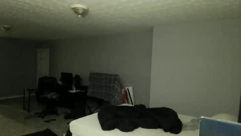 Snapshot of brandon255225 chatting on 06.15.26 brandon255225 online show from 06.15.26