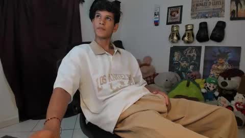 Snapshot of brandonstonexl chatting on 03.24.26 Brandon Stone online show from 03.24.26