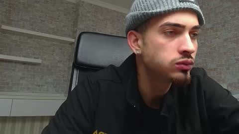 BrandonTateX online show from 02.11.25