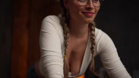 Alex online show from 09.13.25