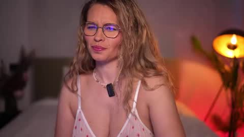 Snapshot of brandywhite chatting on 05.18.26 Alex online show from 05.18.26
