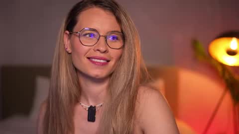 Snapshot of brandywhite chatting on 05.21.26 Alex online show from 05.21.26