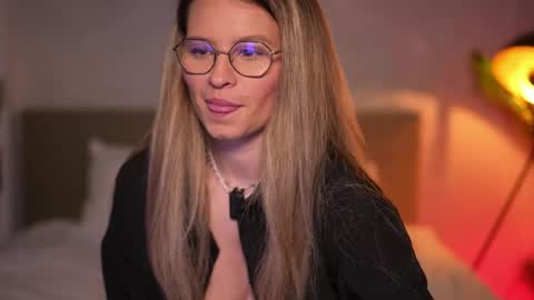 Snapshot of brandywhite chatting on 05.31.26 Alex online show from 05.31.26