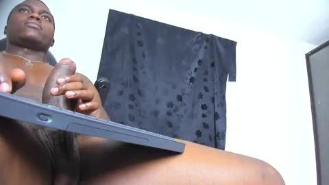 Snapshot of brant_garcia chatting on 12.14.24 Brant Garcia online show from 12.14.24