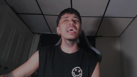 Snapshot of brasi_ chatting on 09.11.25 brasi_ online show from 09.11.25