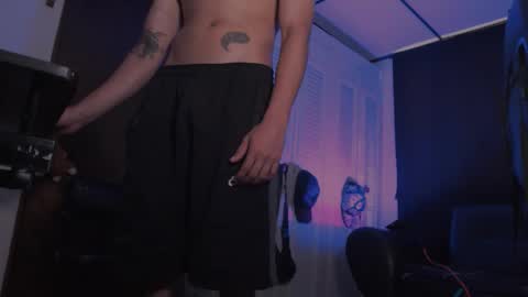 Snapshot of brasi_ chatting on 10.16.25 brasi_ online show from 10.16.25