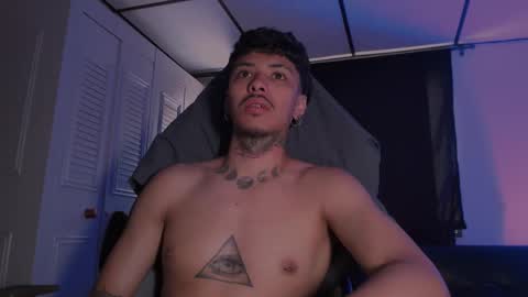 Snapshot of brasi_ chatting on 10.29.25 brasi_ online show from 10.29.25