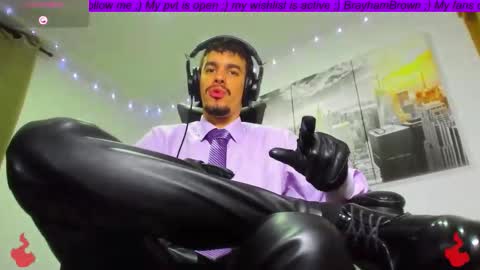 Snapshot of brayhambrown chatting on 10.29.25 brayhambrown online show from 10.29.25