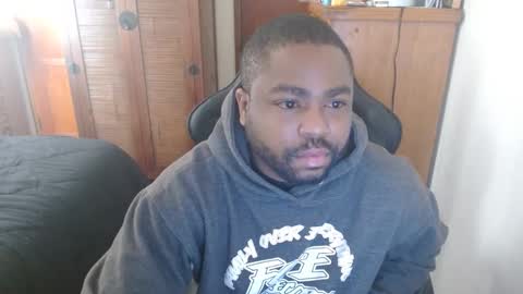 Snapshot of breadw1nnah chatting on 12.10.24 Breadw1nnah online show from 12.10.24