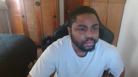 Snapshot of breadw1nnah chatting on 01.08.25 Breadw1nnah online show from 01.08.25