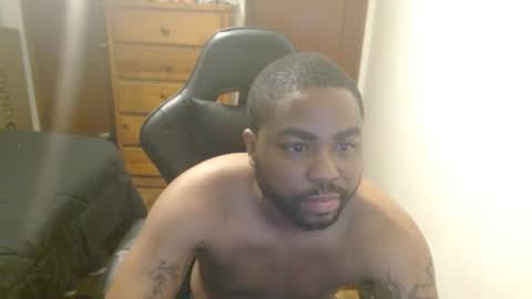 Snapshot of breadw1nnah chatting on 10.01.25 Breadw1nnah online show from 10.01.25