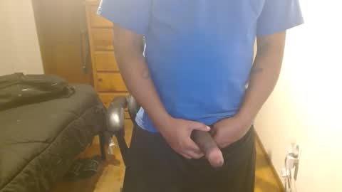 Snapshot of breadw1nnah chatting on 10.26.25 Breadw1nnah online show from 10.26.25