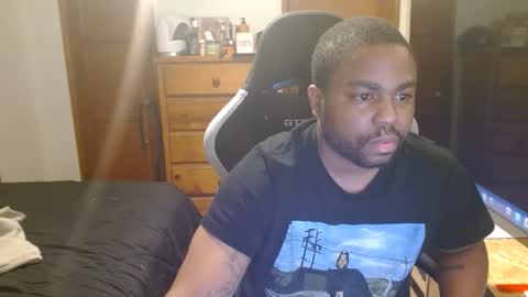 Snapshot of breadw1nnah chatting on 12.18.25 Breadw1nnah online show from 12.18.25