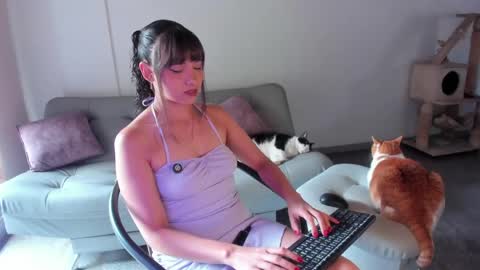 Snapshot of breakfastwithtiffanys chatting on 05.12.26 breakfastwithtiffanys online show from 05.12.26