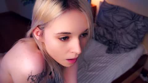 Snapshot of breckbunyard chatting on 03.07.25 Mia Bunyard online show from 03.07.25