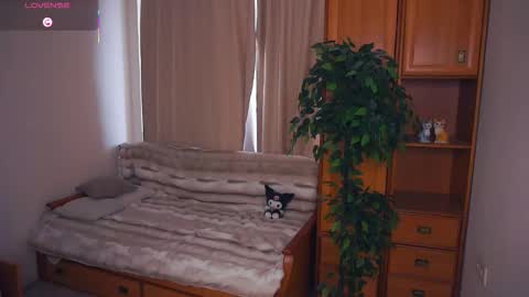 Snapshot of breckbunyard chatting on 09.24.25 Mia Bunyard online show from 09.24.25