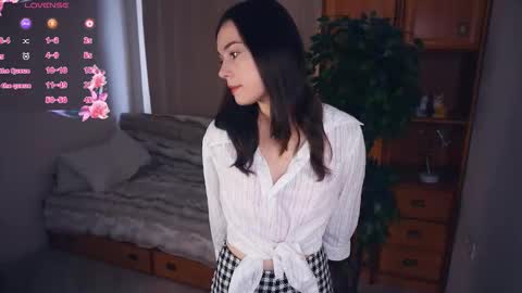 Snapshot of breckbunyard chatting on 10.13.25 Mia Bunyard online show from 10.13.25