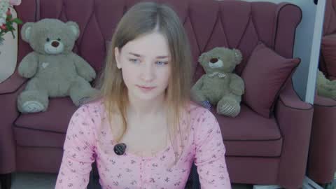 Snapshot of bree_sky chatting on 04.01.26 Bree online show from 04.01.26