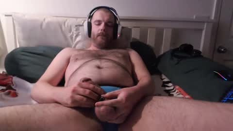 Snapshot of breephs chatting on 11.06.25 breephs online show from 11.06.25