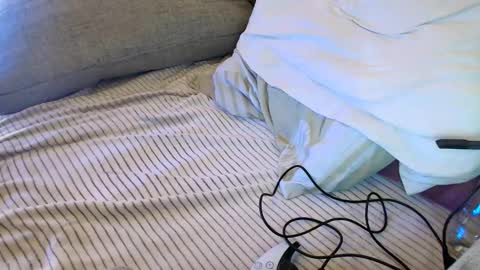 breezydicks online show from 12.21.25