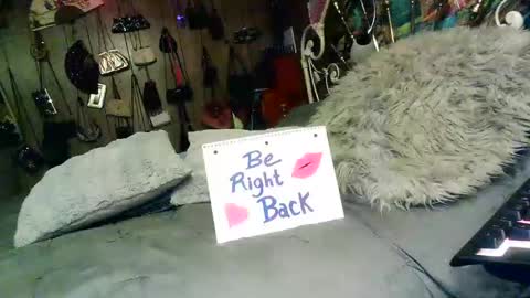 breezywinds963 online show from 10.31.25