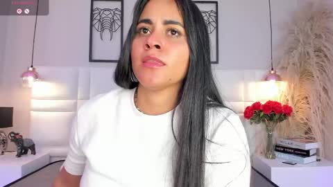 Snapshot of brenda__garcia chatting on 05.17.26 online show from 05.17.26