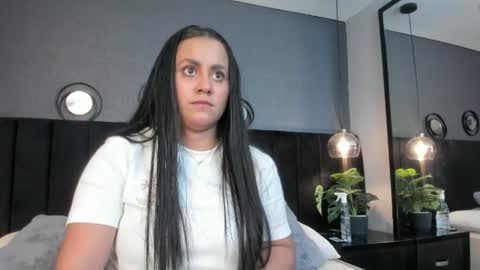 Snapshot of brenda__garcia chatting on 06.07.26 online show from 06.07.26