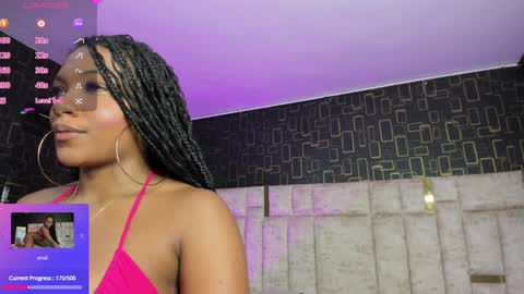 Snapshot of brenda_nova18 chatting on 01.12.25 Brenda online show from 01.12.25