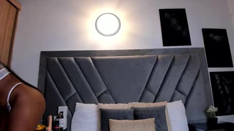 Snapshot of brenda_nova18 chatting on 11.24.25 Brenda online show from 11.24.25