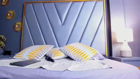 Brenda Time Schedule 0600 - 1400 GMT-5 online show from 09.17.25