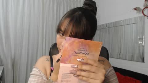 Snapshot of brendaasmith1 chatting on 01.05.25 Brenda online show from 01.05.25