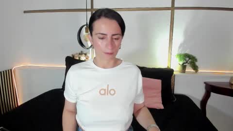 MeganBeaked online show from 10.18.25