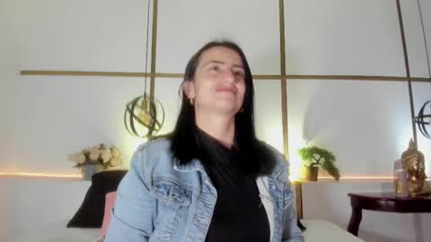 MeganBeaked online show from 11.06.25