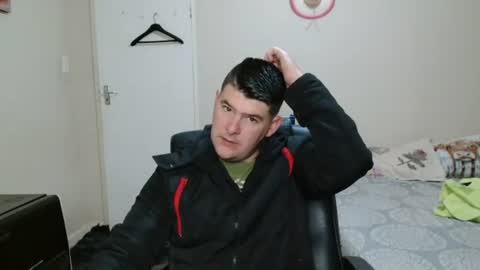 Snapshot of brendansexyboy098754 chatting on 06.22.26 ask me lol online show from 06.22.26