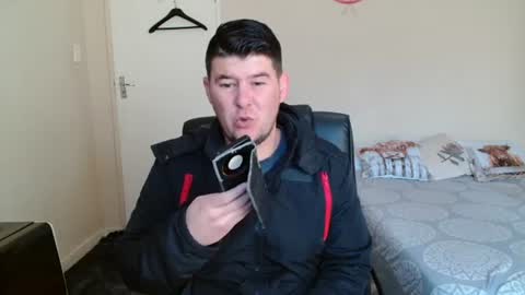 Snapshot of brendansexyboy098754 chatting on 06.30.26 ask me lol online show from 06.30.26