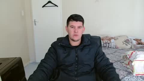 Snapshot of brendansexyboy098754 chatting on 07.04.26 ask me lol online show from 07.04.26