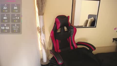 Snapshot of brendarojas_ chatting on 09.10.25 Brenda online show from 09.10.25