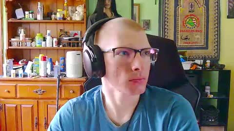 Snapshot of brenden02 chatting on 03.07.25 Brenden online show from 03.07.25