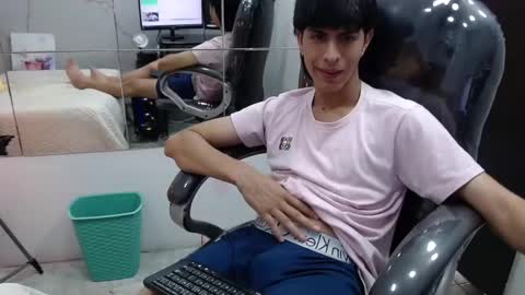 Esteban online show from 02.14.25