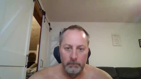 Snapshot of brettsky chatting on 11.14.25 hey online show from 11.14.25