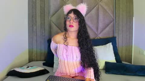 B R I A  online show from 02.08.25