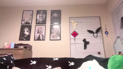 Brianna3 online show from 12.30.24