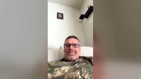 Snapshot of brian38431 chatting on 12.14.25 brian38431 online show from 12.14.25