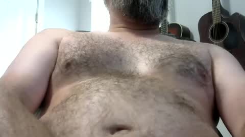 Snapshot of brian871001 chatting on 07.27.26 brian871001 online show from 07.27.26