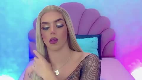 BRIANA online show from 12.11.24