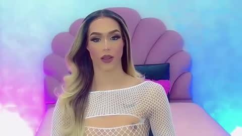 BRIANA online show from 01.12.25