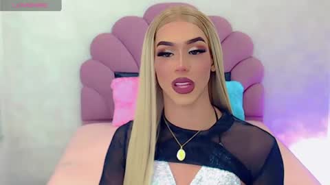 BRIANA online show from 02.12.25